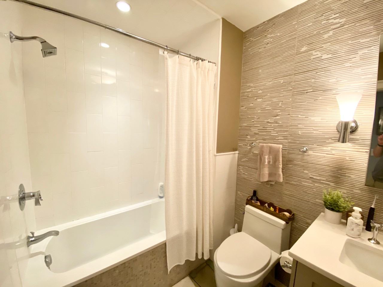 529 Jefferson Street #2 - Photo 2 of 13