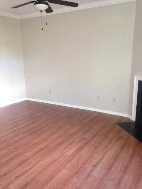 3446 Fishinger Mill Dr - Photo 2 of 8