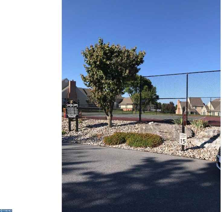 168 Heather Ln - Photo 3 of 13