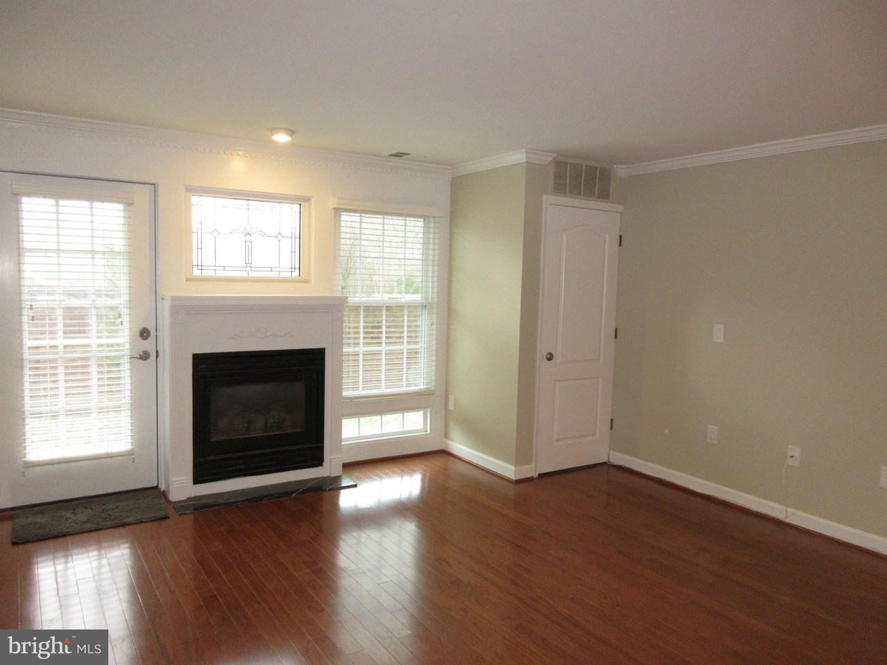 6924 6924 Fairfax Drive 132 - Photo 3 of 30