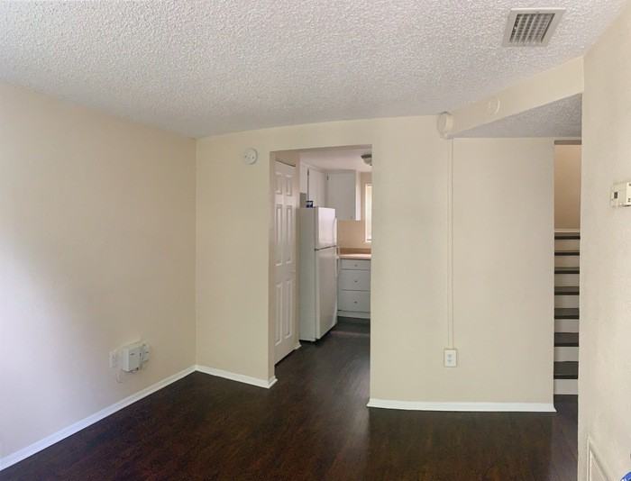 1026 8th St S - Photo 2 of 14