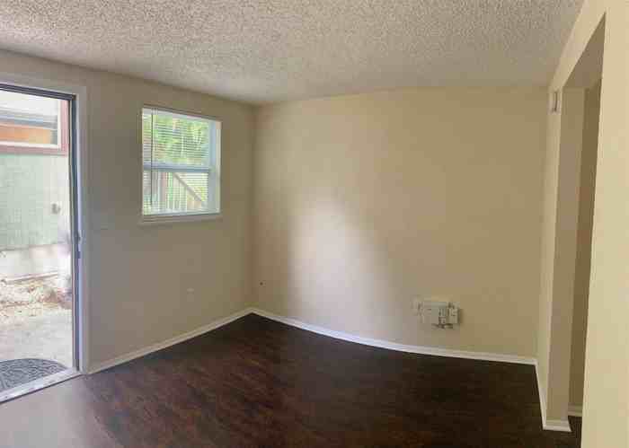 1026 8th St S - Photo 3 of 14