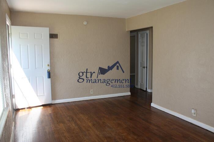 4036 Jaynes St - Photo 2 of 8