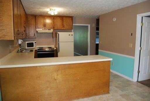 315 Church Ave NE - Photo 3 of 12