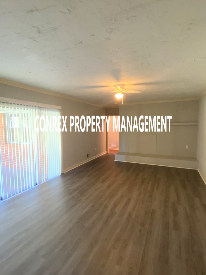 460 W Georgia St - Photo 3 of 8