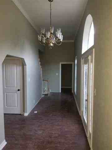 12935 Larch Ln - Photo 2 of 9