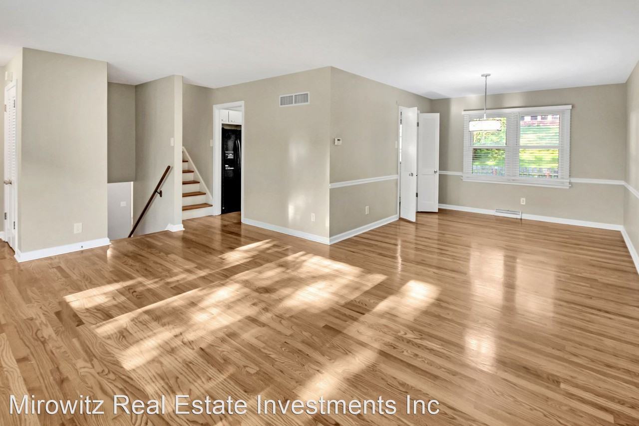 512 Emerson Rd - Photo 3 of 23