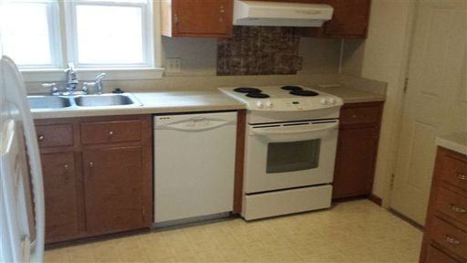 144 Bret Harte Dr - Photo 3 of 11