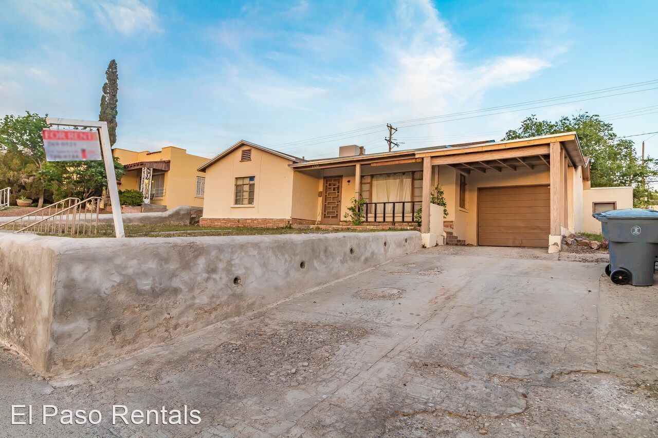 3324 N Stanton St - Photo 2 of 15