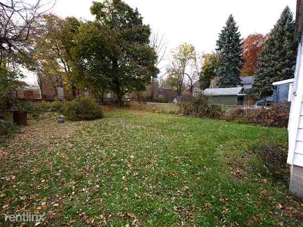 1616 Beal Ave - Photo 2 of 10