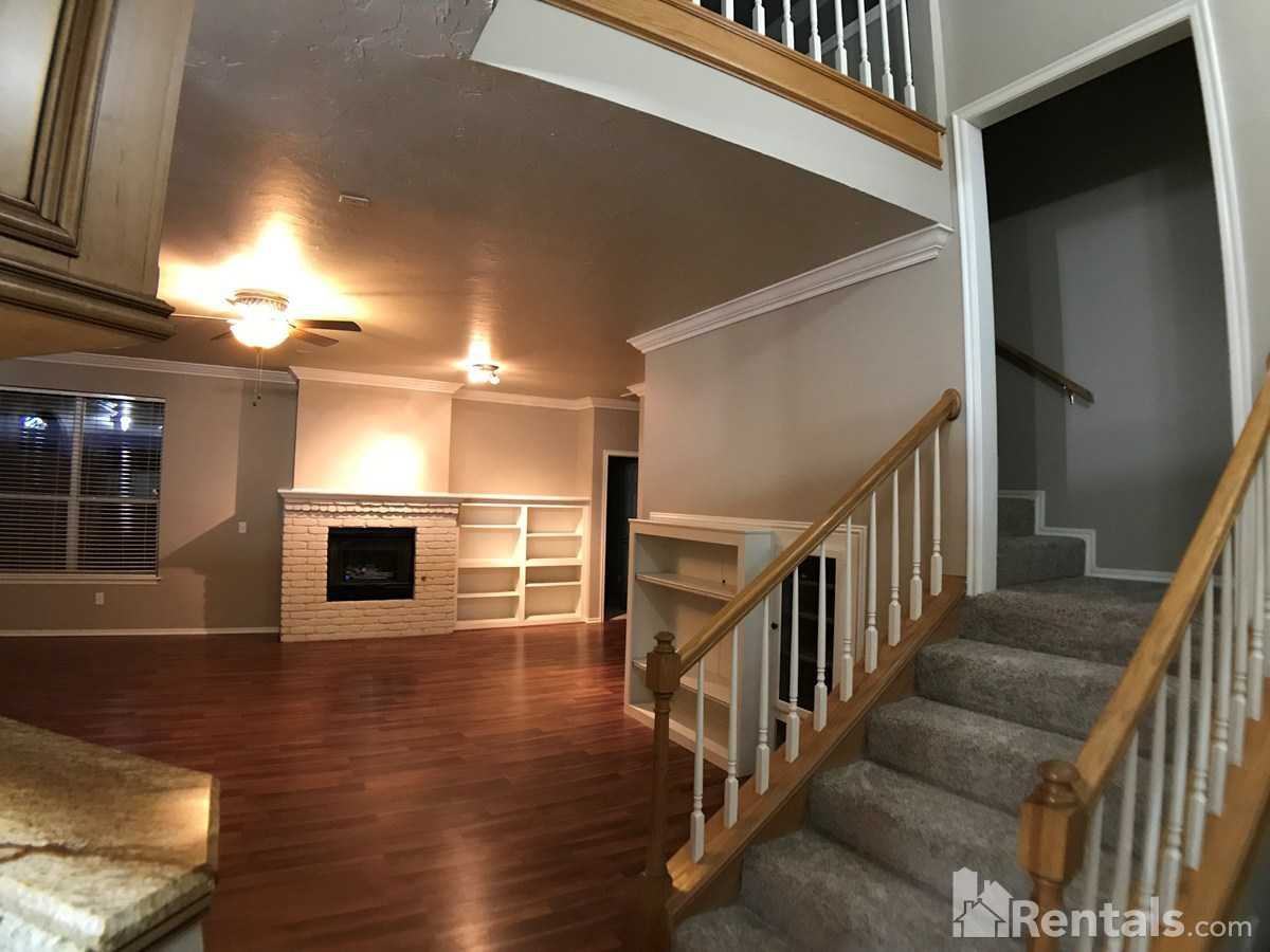 14121 Arapaho Rd - Photo 3 of 15