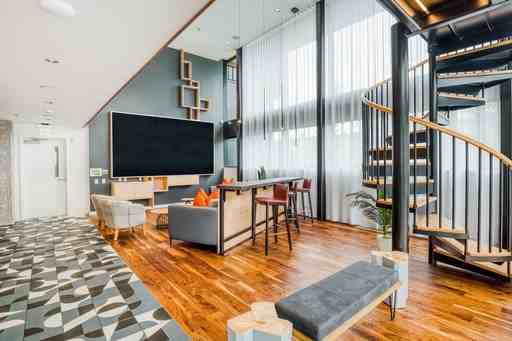 Vida Seattle - Photo 3 of 35