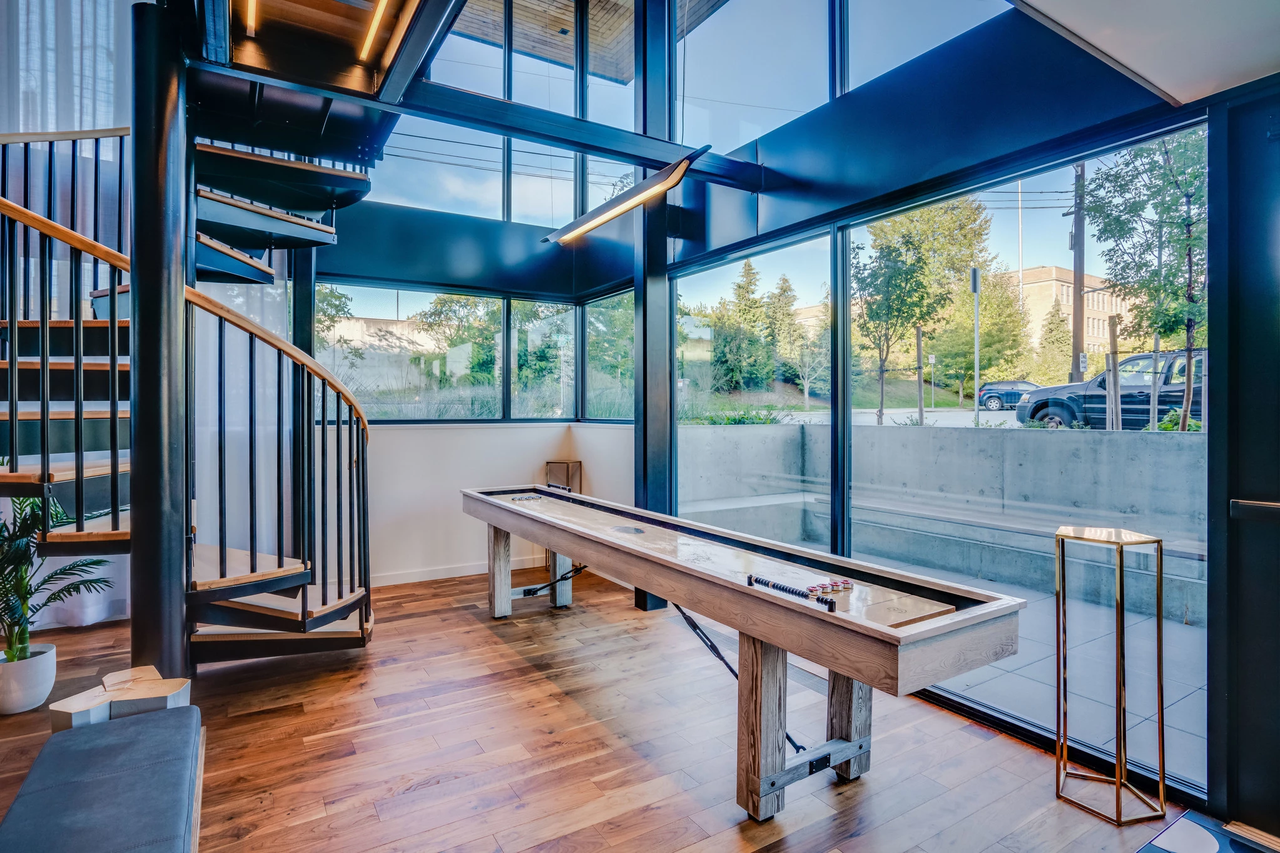 Vida Seattle - Photo 4 of 35