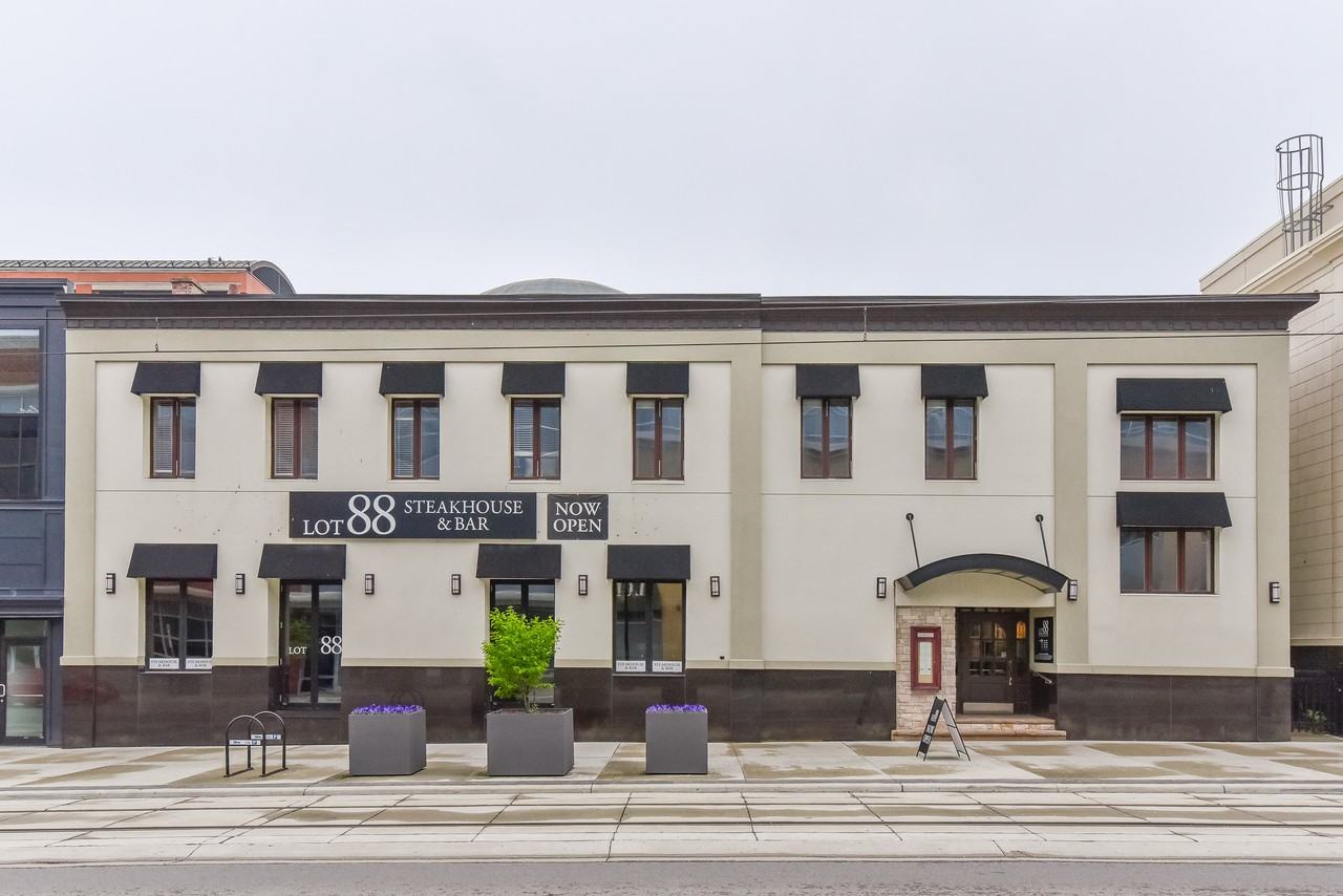 126 King St S Apartments in Uptown Waterloo, Waterloo, ON N2J 1P5 Zumper