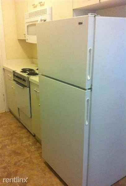 1647 Commonwealth Ave - Photo 2 of 8