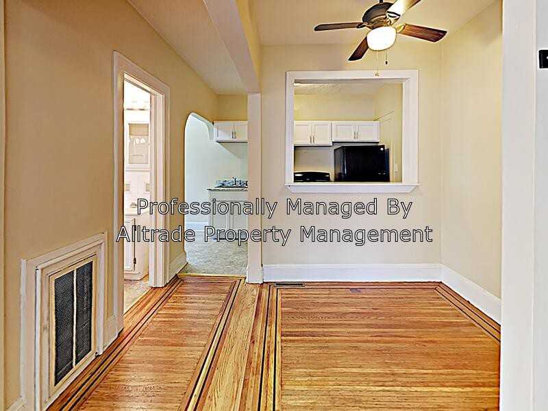 2466 Glenmary Ave - Photo 3 of 12