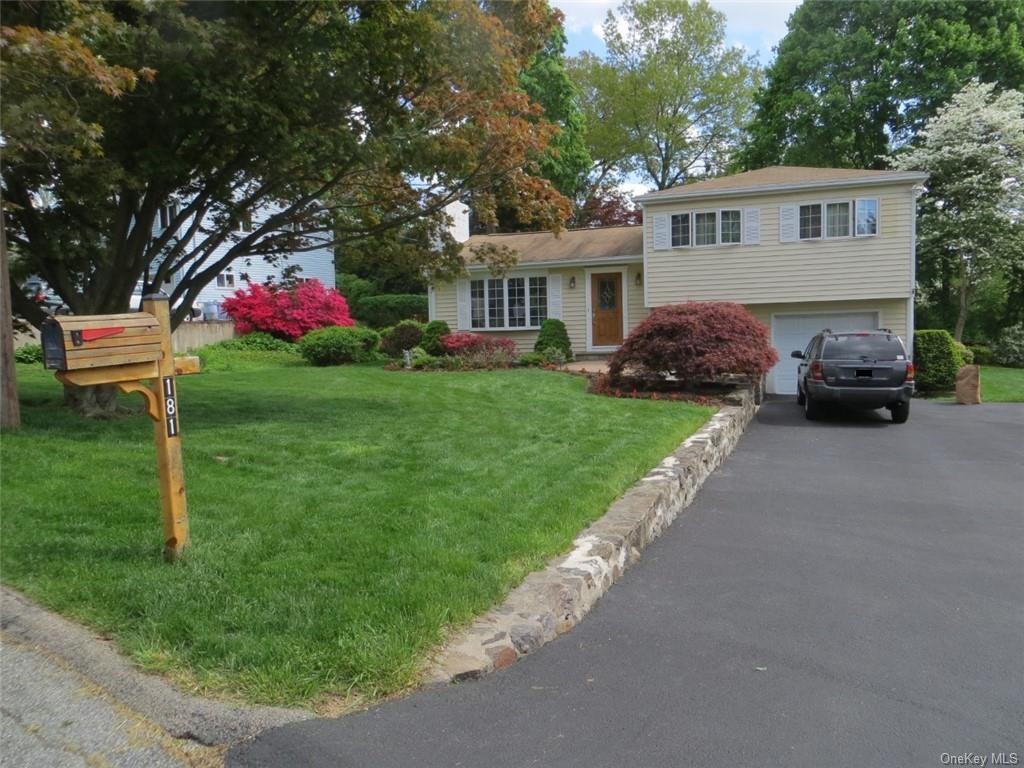 181 Sky Top Dr - Photo 2 of 24