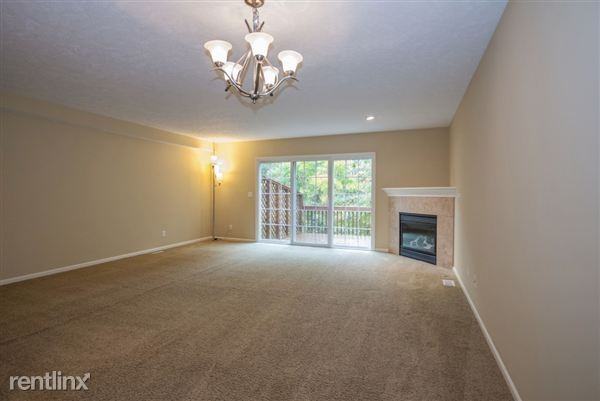 772 Four Ponds Ct SE - Photo 3 of 17