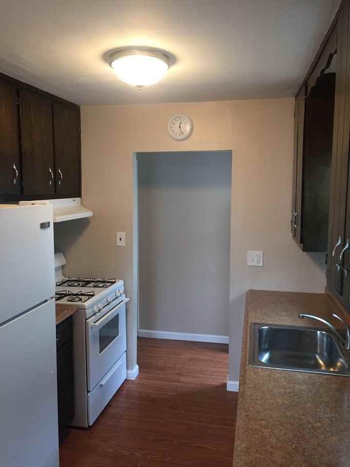 54 Demopolis Ave - Photo 3 of 8