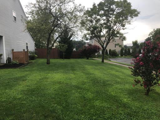 1 Regency Dr - Photo 2 of 25