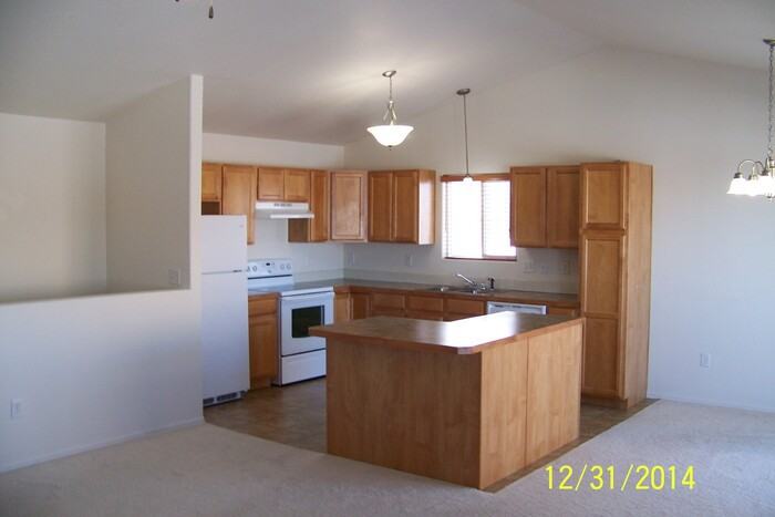 8641 W 17th Street Dr - Photo 2 of 15