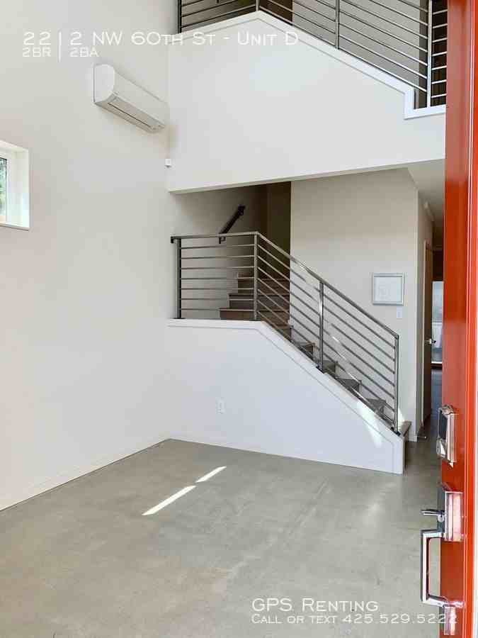 2212 Nw 60th St #D - Photo 3 of 24