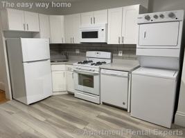 featured image of 252 Windsor St #3