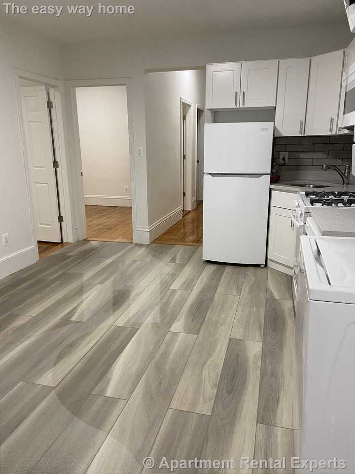 252 Windsor St #3 - Photo 2 of 21