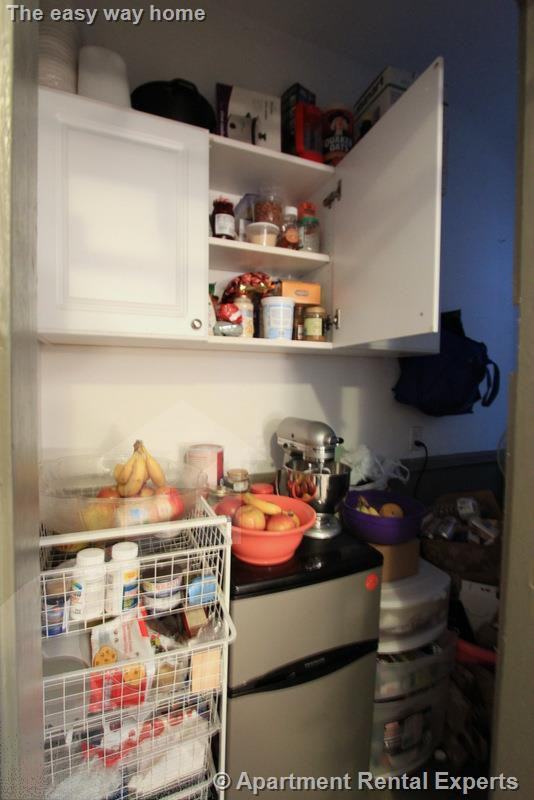 147 Columbia St #2L - Photo 2 of 17