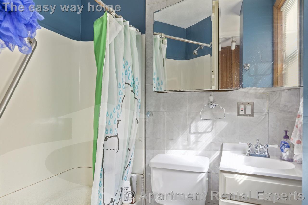 32 William St #1 - Photo 7 of 17