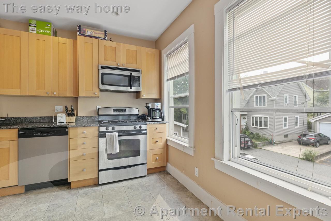 34 William St - Photo 2 of 15