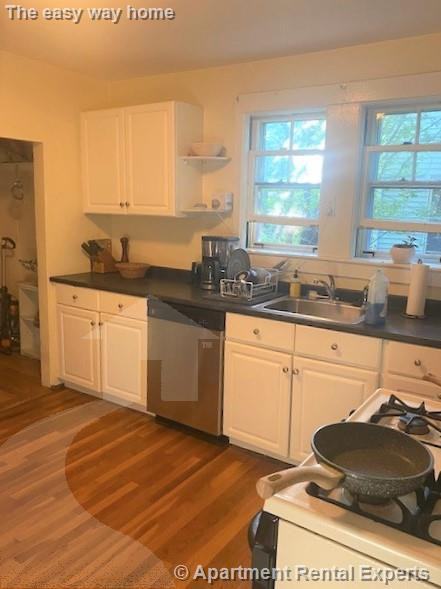 42 Madison St - Photo 2 of 9