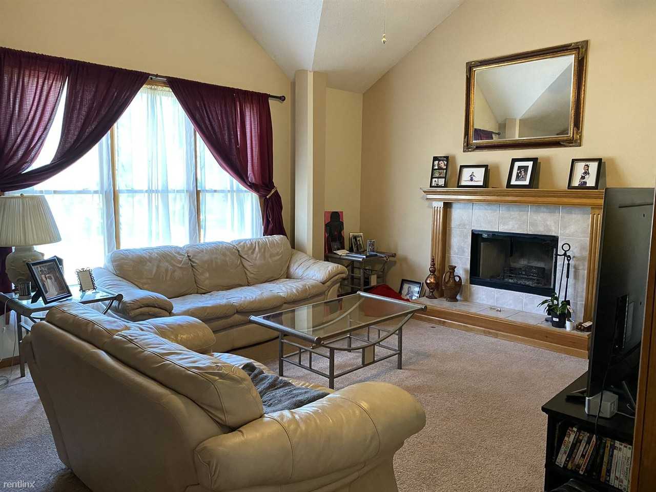 21159 W 126th St - Photo 2 of 16