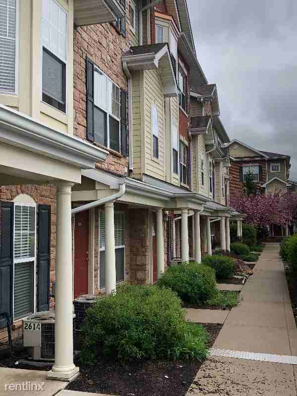 2618 Mcknight Crossing Ct - Photo 2 of 22