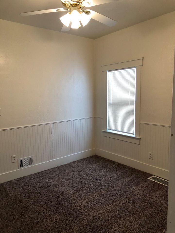 432 1st W - Photo 3 of 13