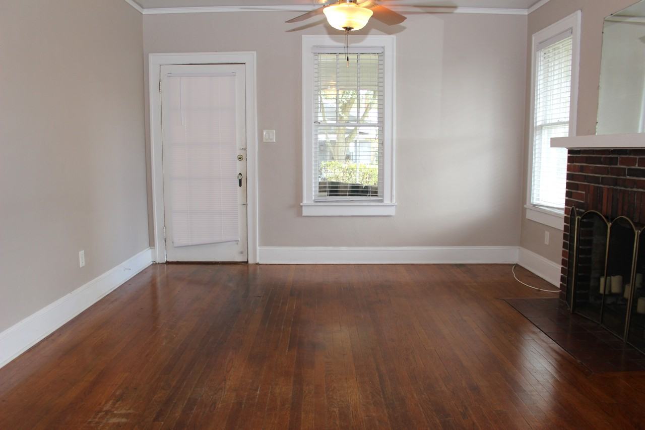 102 Nw 7th Ter - Photo 3 of 13