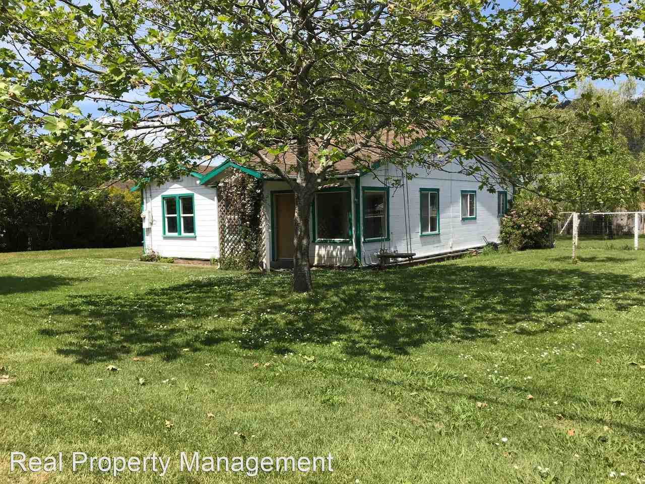 216 Ogle Ave - Photo 3 of 20