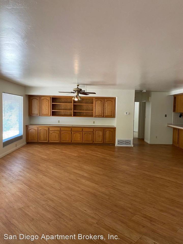 7708 Calle De La Estrella - Photo 3 of 9