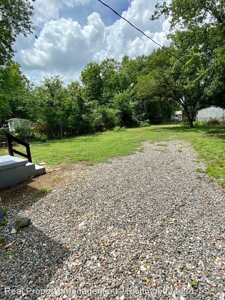 3317 Mike Rd - Photo 2 of 23