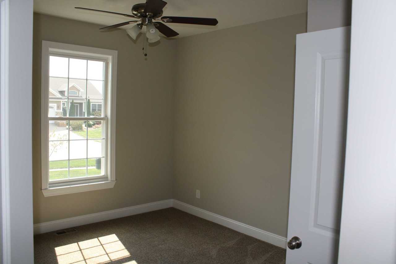 21 Blackstone Way - Photo 2 of 8