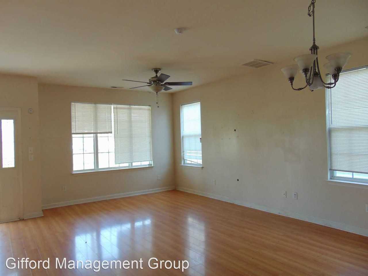 1716 Todd St - Photo 2 of 12