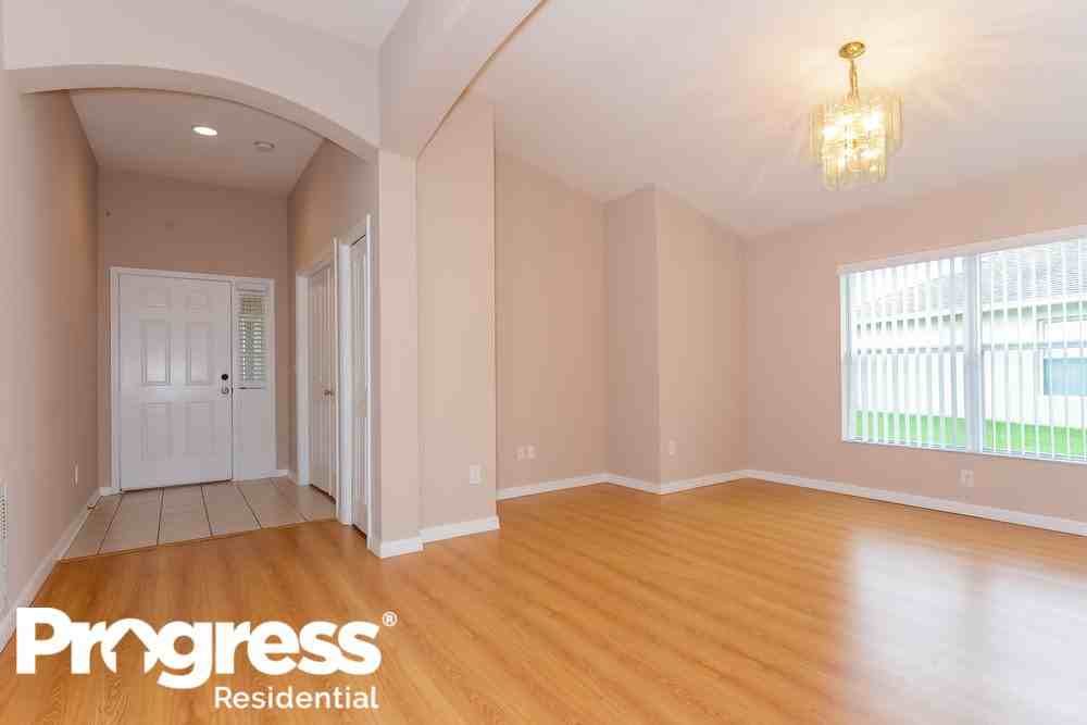 2603 Palesta Dr - Photo 3 of 25