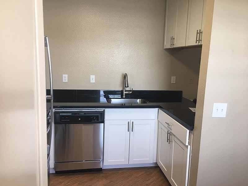 BRIDLE PATH PLACE APARTMENTS - Photo 5 of 10