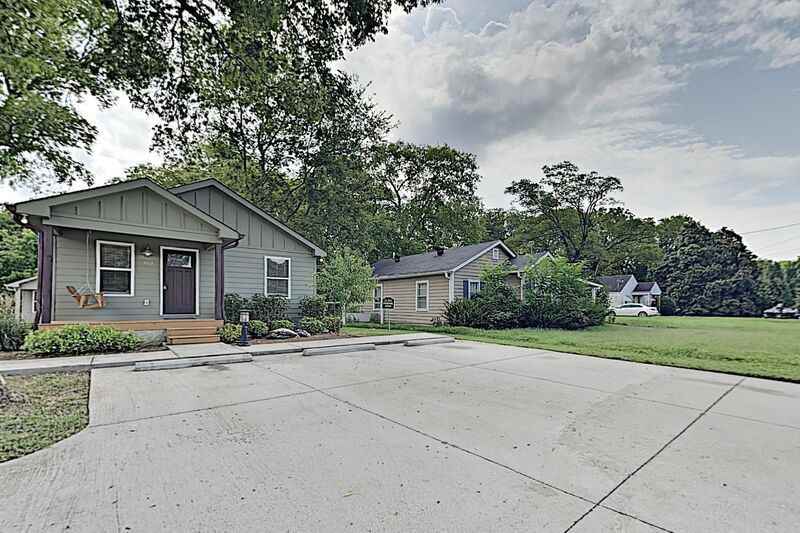 4410A Old Hickory Blvd - Photo 2 of 21