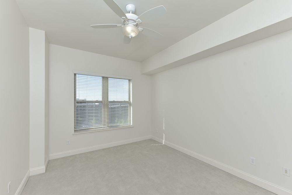601 Main St Apt 227 - Photo 3 of 46