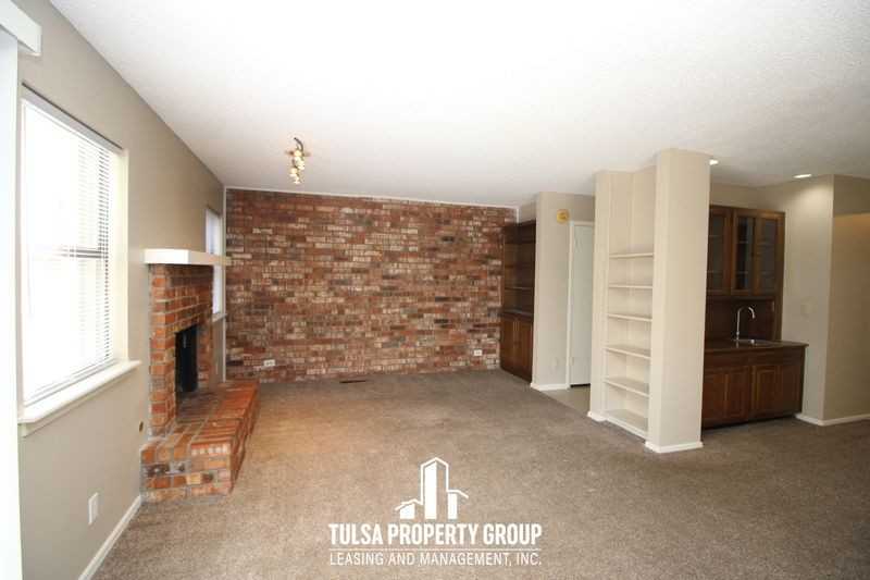 1710 S Cheyenne Ave - Photo 3 of 11