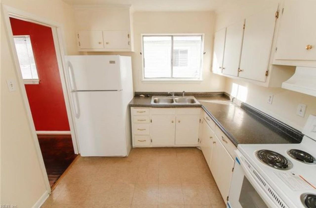 135 Settlers Landing Road - Photo 3 of 14