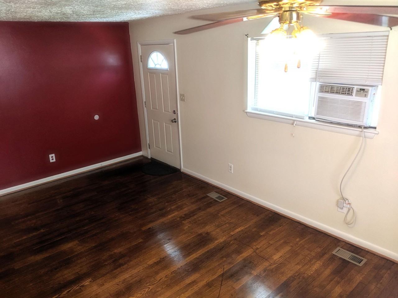 135 Settlers Landing Road - Photo 2 of 14