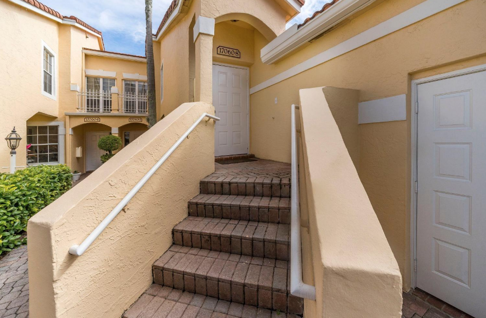 17060 Emile Street - Photo 2 of 20