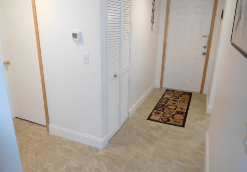 23288 Southwest 57th Avenue - Photo 3 of 10